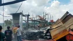 Respon Cepat Polsek Kota Bangun Tangani Kebakaran di Kota Bangun Darat, Polisi Imbau Warga Waspada Bakar Sampah