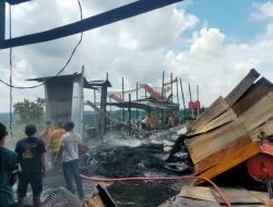 Respon Cepat Polsek Kota Bangun Tangani Kebakaran di Kota Bangun Darat, Polisi Imbau Warga Waspada Bakar Sampah