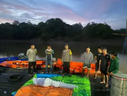 Polsek Kembang Janggut Evakuasi Jasad Warga yang Tenggelam di Sungai Belayan