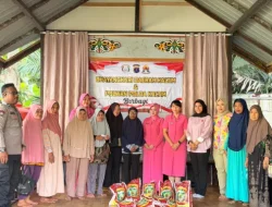 150 Paket Beras Dibagikan Polwan Ditreskrimum Polda Kaltim Bersama Bhayangkari di Balikpapan