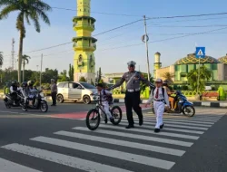 Wujudkan Keamanan dan Kelancaran, Sat Lantas Polres Kukar Sebar Personel di 21 Titik Strong Point Pagi