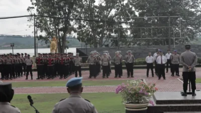 Pimpin Apel Pagi, Wakapolres Kutai Kartanegara Tekankan Penguatan Program Astacita dan Kedisiplinan Personel