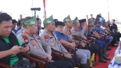 Kapolda Riau Pimpin Aksi Hijau: Polres Dumai Tanam Pohon Untuk Investasi Oksigen Dan Cegah Abrasi