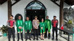 Pastikan Ibadah Umat Kristiani Berjalan Lancar, Pamapta III Pimpin Patroli dan Pengamanan Sejumlah Gereja Di Tenggarong