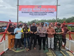 Dukung Pembangunan Infrastruktut, Polsek Samboja Resmikan Revitalisasi Jembatan Merah Putih Presisi Rt. 017 Kelurahan Kuala Samboja