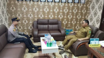 Perkuat Sinergitas di Tingkat Kecamatan, Kapolsek Muara Jawa Sambang Ke Kantor Kecamatan Muara Jawa