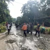 Sambut Hari Bhayangkara Ke-80, Polsek Loa Kulu Gandeng Warga dan Perusahaan Perbaiki Jalan Rusak Sepanjang 1,8 KM