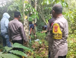 Polres Kukar Datangi TKP Peristiwa Gantung Diri di Desa Loa Lepu