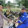 Patroli Dialogis Polsek Sangasanga, Petugas Sampaikan Pesan Kamtibmas