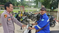 Patroli Dialogis Polsek Sangasanga, Petugas Sampaikan Pesan Kamtibmas