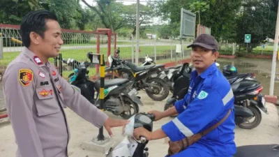 Patroli Dialogis Polsek Sangasanga, Petugas Sampaikan Pesan Kamtibmas