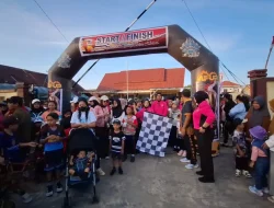 Dekatkan Diri dengan Masyarakat, Polsek Loa Kulu Gelar Jalan Santai Sehat Peringati Hari Bhayangkara ke-80