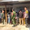 Sentuhan Kepedulian TNI Polri untuk Rakyat, Babinsa dan Bimaspol Jejalenjaya Dampingi Penyaluran Bantuan Pangan bagi Ribuan Warga