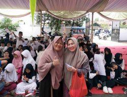 Senyum Bahagia Anak Yatim Pecah di Kediaman Hj Yanti Yuliyanti Saat Terima Santunan
