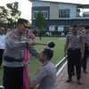 Kapolres Pimpin Upacara Korp Raport TMT 1 Juli, 66 Personel Polres Kukar Terima Kenaikan Pangkat