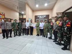 Sebagai Wujud Apresiasi, Unsur Muspika Samboja Berikan Ucapan Selamat Hari Bhayangkara Ke-80 di Mapolsek Samboja