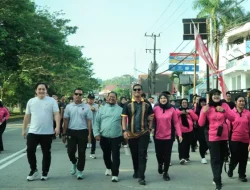 Semarak Hari Bhayangkara Ke-80, Polres Kukar Gelar Jalan Sehat dan Olahraga Bersama