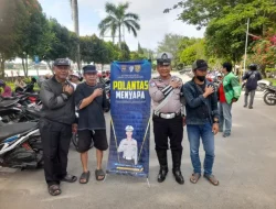 Dekatkan Diri Dengan Masyarakat, Satlantas Polres Kukar Laksanakan Kegiatan Polantas Menyapa