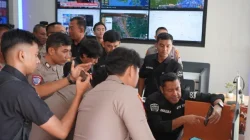 Kunjungan Tim Div TIK Polri ke Polres Kukar Dalam Rangka Survei dan Uji Komisi Layanan Polisi 110