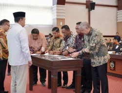 Rakor Bersama Kepala Daerah Se-Sulsel, Menteri Nusron Tegaskan Perlindungan Lahan Pertanian Jadi Prioritas Pemerintah