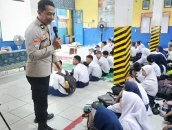 Membangun Karakter Unggul, Polsek Loa Janan Berikan Sosialisasi Pencegahan Kenakalan Remaja di SMK Bhakti Loa Janan