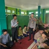 Polisi Sahabat Pelajar, Sat Binmas Polres Kukar Memberikan Himbauan Kepada Siswa SMA Muhammadiyah Tenggarong