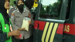 Sederhana Namun Penuh Makna, Polres Kukar Gelar Warung Berkah di Kedai Ojol Kamtibmas Polres Kukar