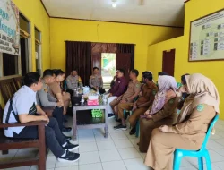 Kapolsek Muara Jawa Sambang Tokoh dan Silaturahmi di Kantor Kelurahan Muara Jawa Tengah