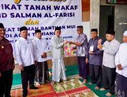 Menteri Nusron Serahkan Sertipikat Wakaf dan Bantuan dari MUI Untuk Masjid Salman Alfarisi Aceh Tamiang