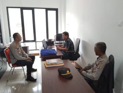 Sat Binmas Polres Kukar Laksanakan Sambang di Kantor Kelurahan Jahab dan Maluhu