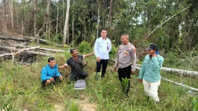 Dekat Dengan Masyarakat, Polsek Samboja Laksanakan Patroli Sambang
