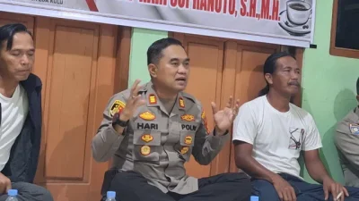 Ngopi Bareng Polsek Loa Kulu, Jalin Kedekatan Dengan Masyarakat