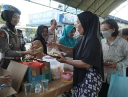 Hadir Tulus Melayani, Polres Kukar Rutin Laksanakan Warung Berkah