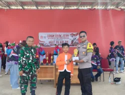 Semarak HUT Ke-81 RI, Warga Desa Manunggal Daya Ikuti Lomba Gerak Jalan