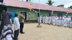 Polsek Sebulu Hadiri Upacara Senin di MTs Miftahul Ulum, Perkuat Sinergi dengan Dunia Pendidikan