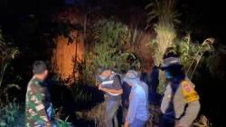 Karhutla di KM 85 Tabang, Polisi Bersama Tim Gabungan Berjibaku Padamkan Api Hingga Malam