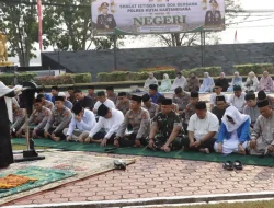 Ikhtiar di Tengah Kemarau, Polres Kukar Gelar Shalat Istisqa dan Doa Bersama