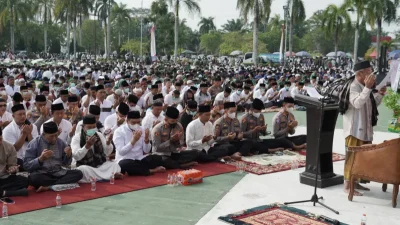 Kapolres dan PJU Polres Kukar Bersama Ribuan Peserta Panjatkan Doa, Perkuat Sinergi Hadapi Kemarau dan Kabut Asap