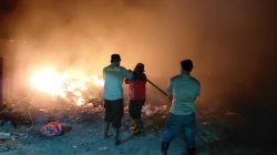 Api Membesar di Tempat Pembuangan Sampah Desa Perian, Polisi dan Relawan Bergerak Cepat