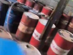 Puluhan Drum BBM Diduga Disimpan di Riam Panjang, Informasi Keterkaitan Oknum Polri Muncul