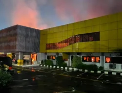 Wamen Ossy Tinjau Langsung Kebakaran Kantah Karawang, Prioritaskan Keselamatan dan Pemulihan Layanan
