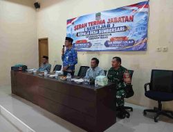 Babinsa Koramil 11 Pebayuran Kawal Sertijab Kepala Desa Sumbersari