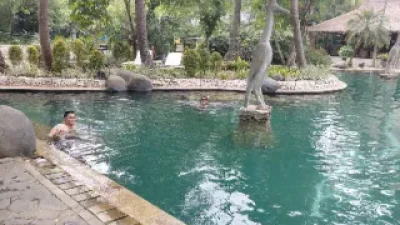 ARYADUTA Lippo Village, Tangerang: Merayakan Ultah Istri Dengan Nuansa Bali Yang Memikat Hati